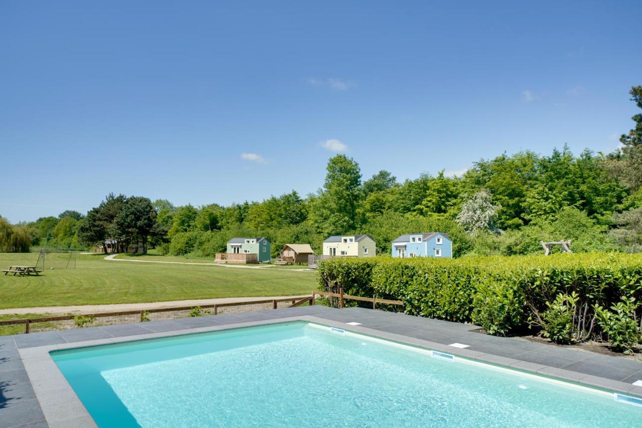 Green Tiny House With Shared Pool ゼーウォルデ エクステリア 写真