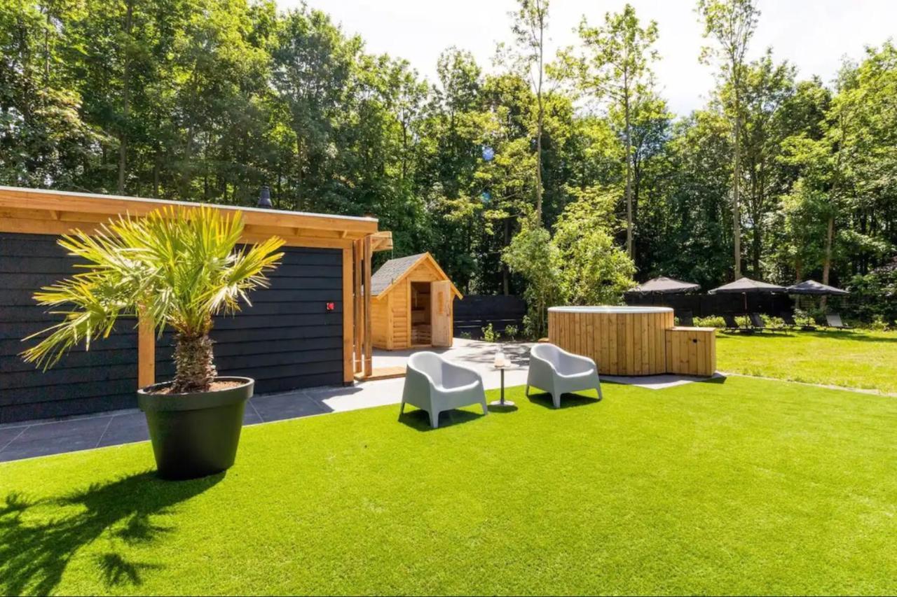 Green Tiny House With Shared Pool ゼーウォルデ エクステリア 写真